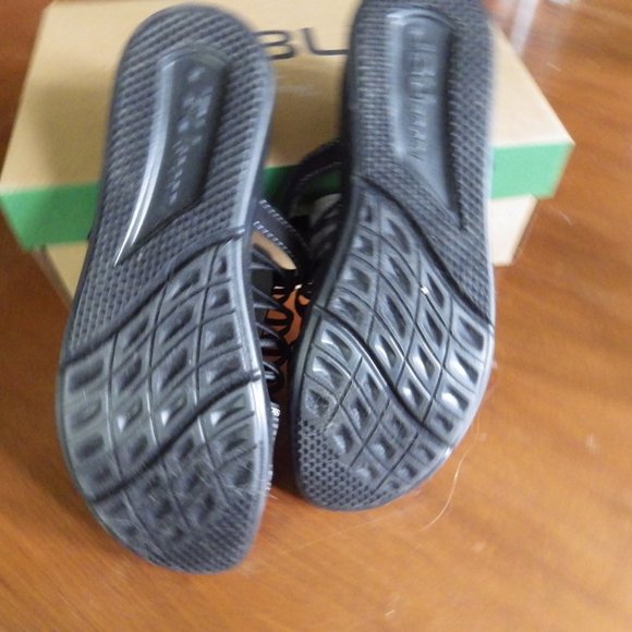 JBU/ Water Ready/ Weston Slide/ 9.5/ New in Box - Picture 3 of 9